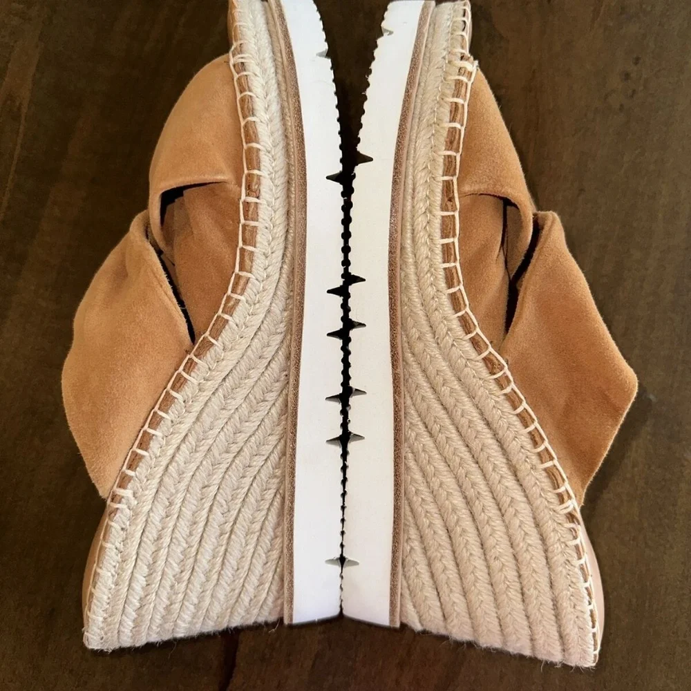 Gentle Souls by Kenneth Cole Elyssa Braid Wedge Cognac Suede Women's Sz 9